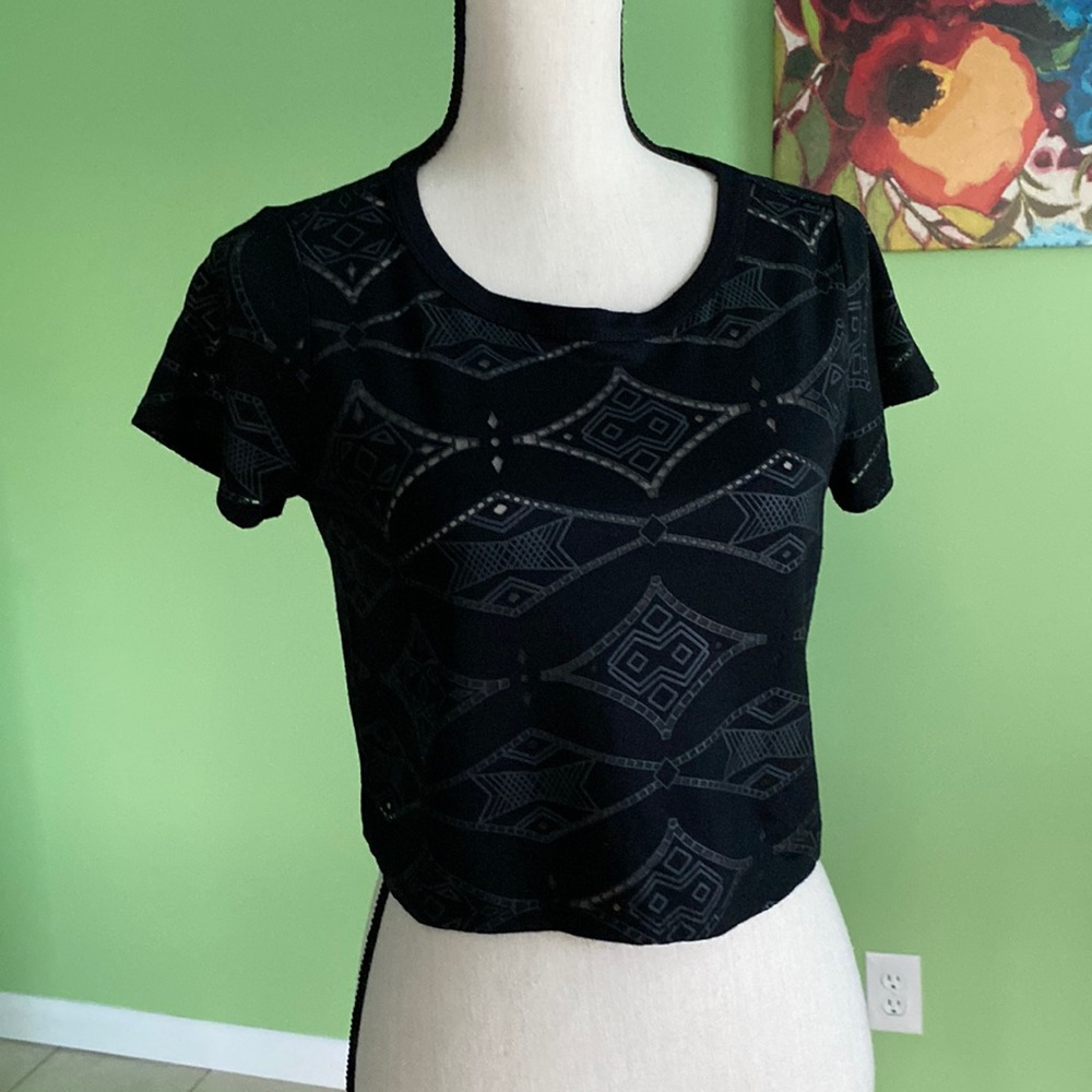 Crop Top**